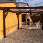 Straza Sun Apartman Vir