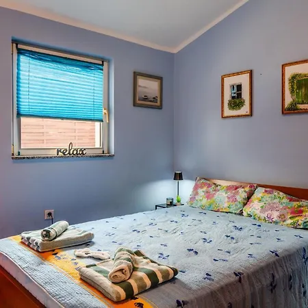 Straza Sun Apartment *